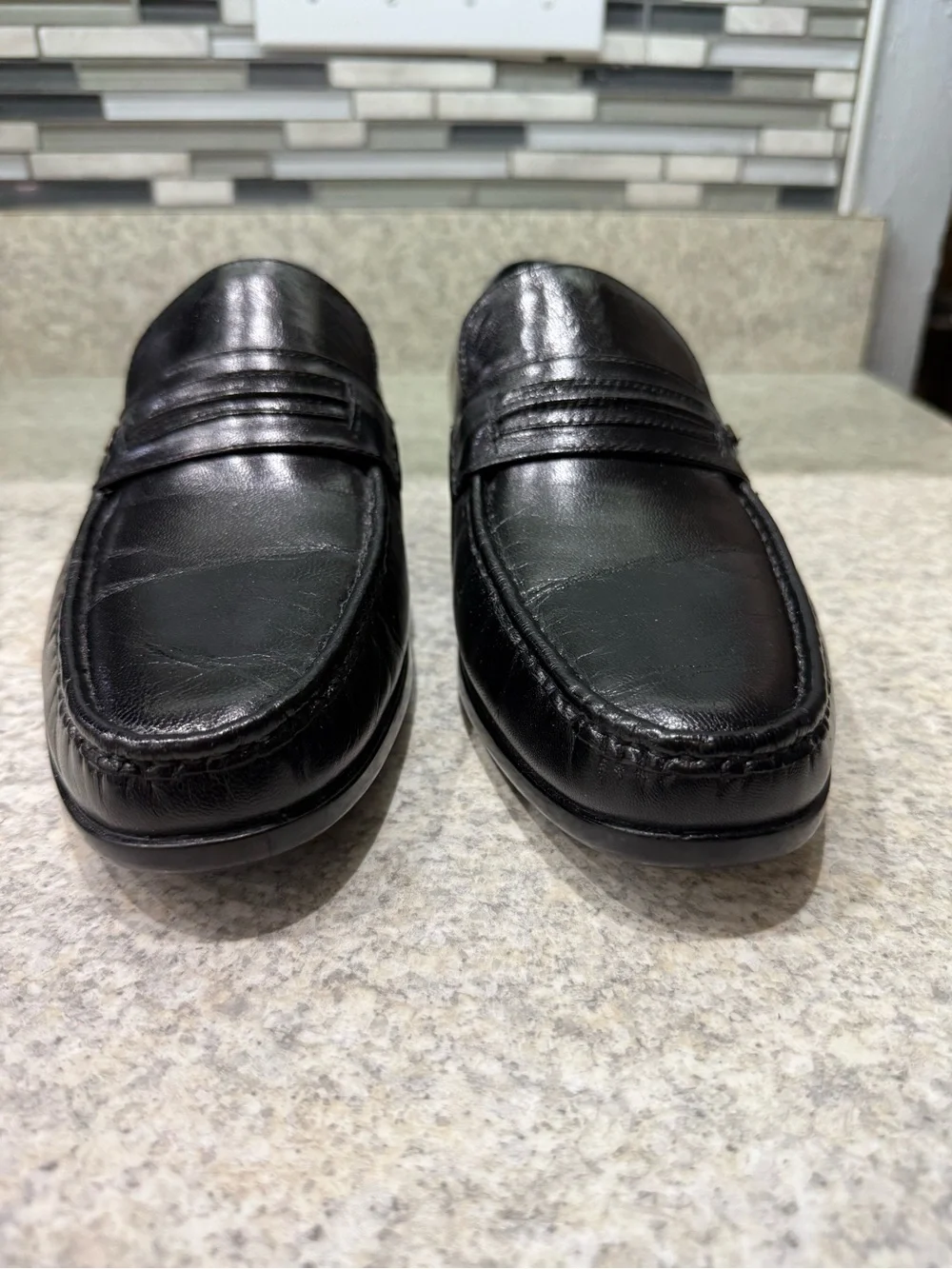 French Shriner Classic Black Leather Penny Loafers - Men's Dress Shoes size 11M